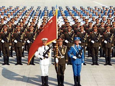 國慶閱兵展現(xiàn)大國風(fēng)采與國防力量，最新閱兵盛典矚目全球