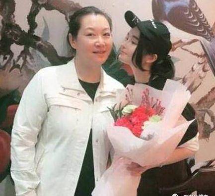 馬麗娟最新發(fā)現(xiàn)，小巷中的隱藏美食天堂揭秘